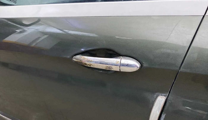 2022 Tata NEXON XMA SUNROOF DIESEL, Diesel, Automatic, 27,974 km, Front passenger door - Minor scratches