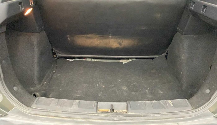 2022 Tata NEXON XMA SUNROOF DIESEL, Diesel, Automatic, 27,974 km, Boot Inside