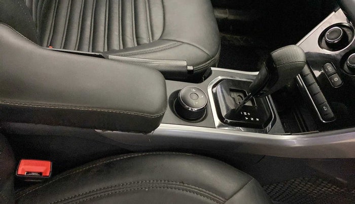 2022 Tata NEXON XMA SUNROOF DIESEL, Diesel, Automatic, 27,974 km, Gear Lever