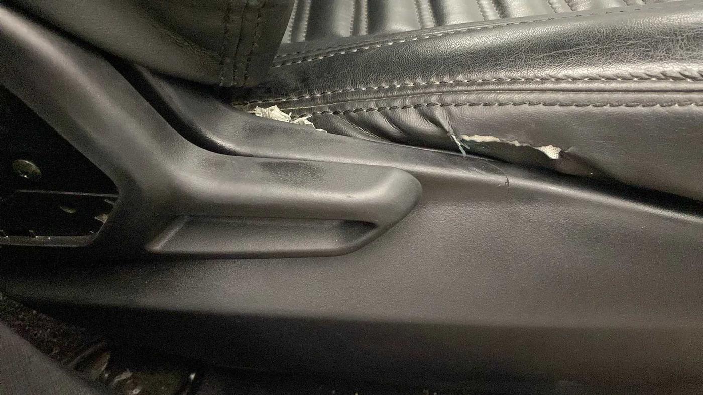 2022 Tata NEXON XMA SUNROOF DIESEL, Diesel, Automatic, 27,974 km, Driver Side Adjustment Panel