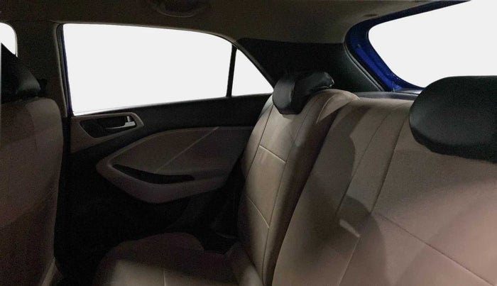 2016 Hyundai Elite i20 ASTA 1.2, Petrol, Manual, 35,363 km, Right Side Rear Door Cabin