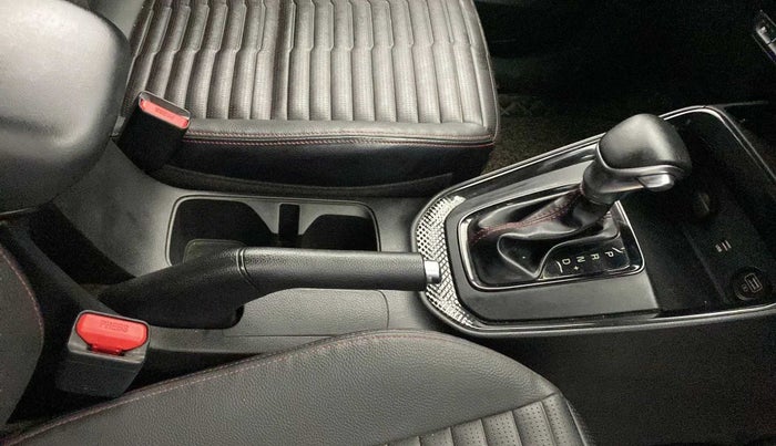 2022 KIA SONET GTX PLUS 1.5 AT, Diesel, Automatic, 44,334 km, Gear Lever