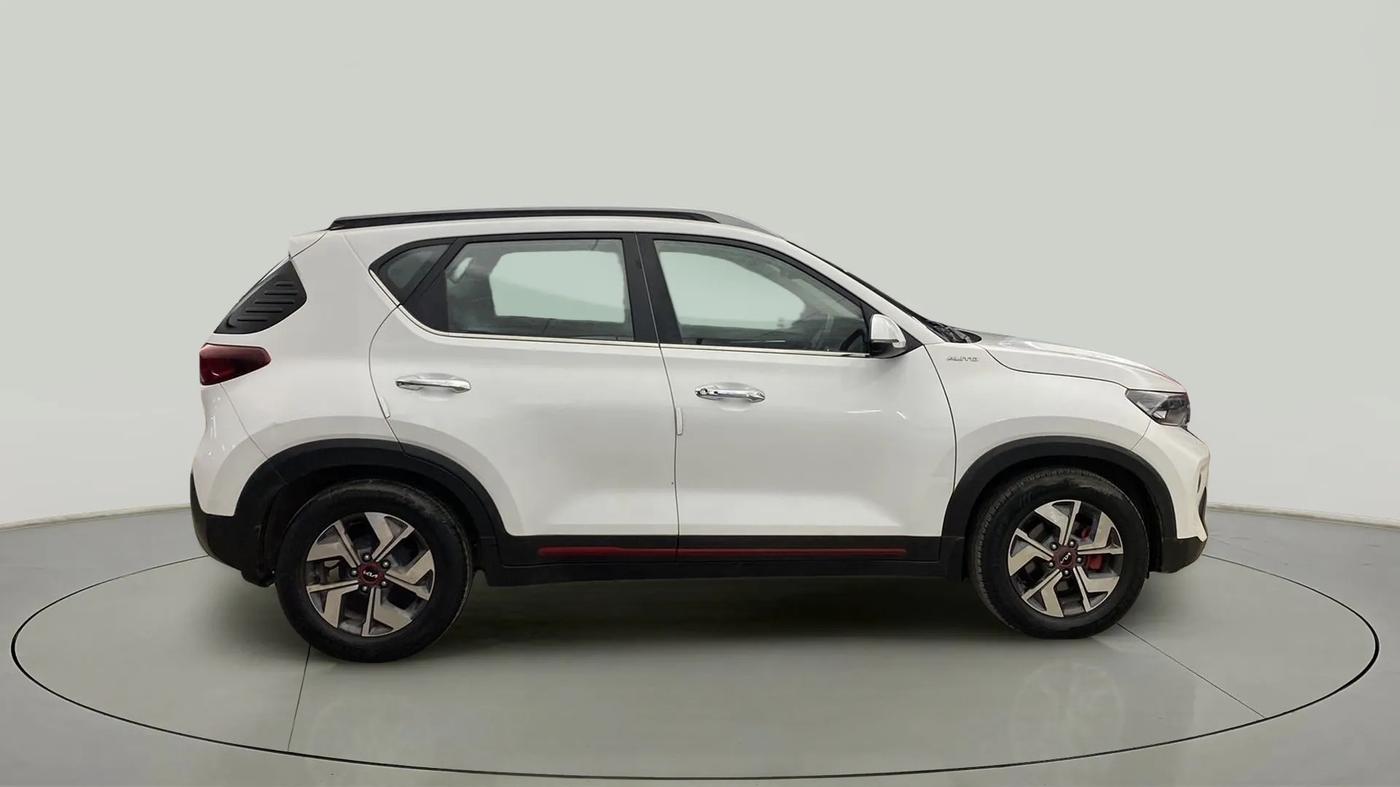 2022 KIA SONET GTX PLUS 1.5 AT, Diesel, Automatic, 44,334 km, Right Side View