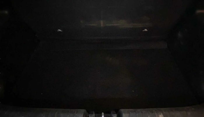 2019 Hyundai VENUE SX PLUS 1.0 TURBO DCT, Petrol, Automatic, 27,995 km, Boot Inside
