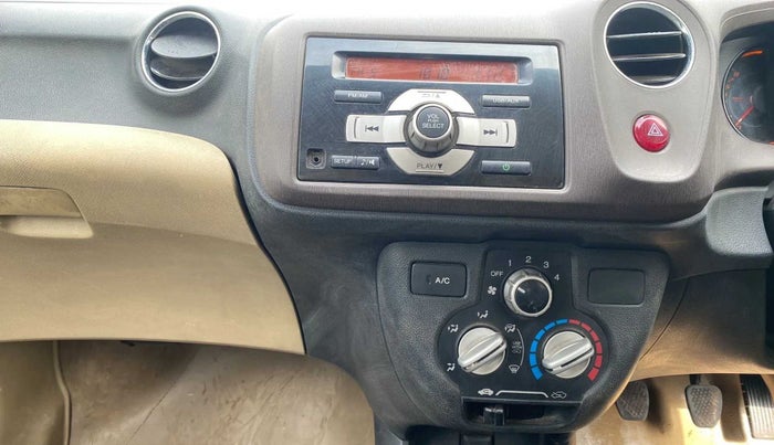 2013 Honda Amaze 1.2L I-VTEC S, Petrol, Manual, 71,360 km, Air Conditioner