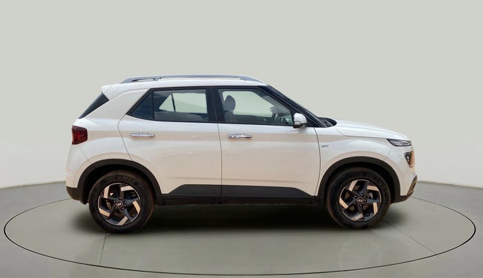 2021 Hyundai VENUE SX PLUS 1.0 TURBO DCT, Petrol, Automatic, 35,612 km, Right Side View