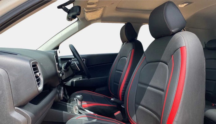 2021 Hyundai VENUE SX PLUS 1.0 TURBO DCT, Petrol, Automatic, 35,612 km, Right Side Front Door Cabin