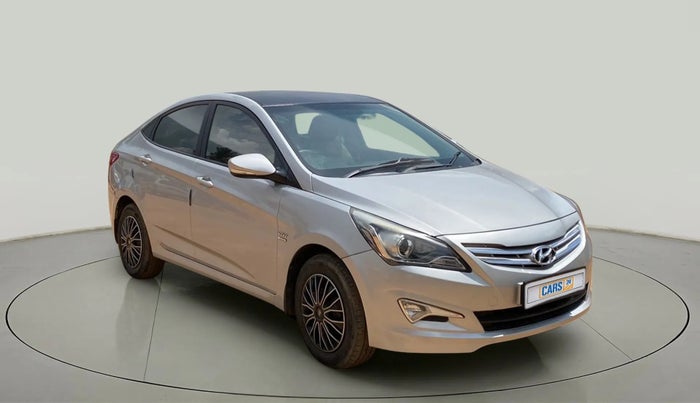 2016 Hyundai Verna FLUIDIC 4S 1.6 VTVT S, Petrol, Manual, 54,673 km, Right Front Diagonal