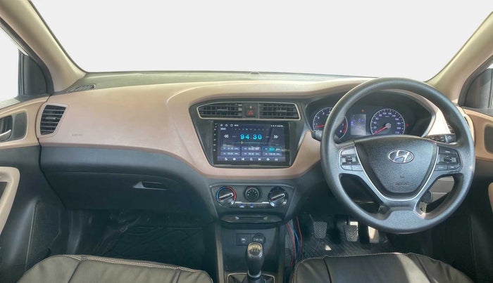 2020 Hyundai Elite i20 MAGNA PLUS 1.2, Petrol, Manual, 28,904 km, Dashboard