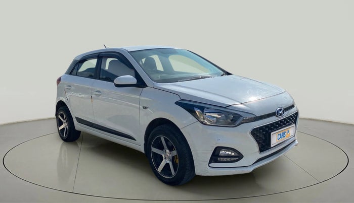 2020 Hyundai Elite i20 MAGNA PLUS 1.2, Petrol, Manual, 28,904 km, Right Front Diagonal