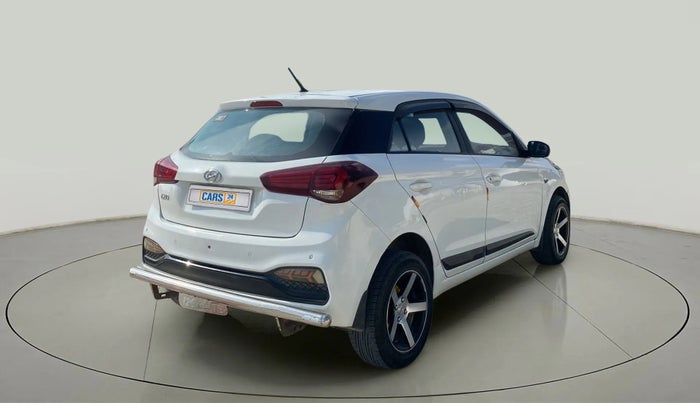 2020 Hyundai Elite i20 MAGNA PLUS 1.2, Petrol, Manual, 28,904 km, Right Back Diagonal