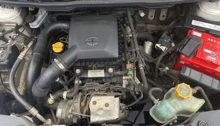 2019 Tata NEXON XZ PETROL, Petrol, Manual, 65,481 km, Open Bonet