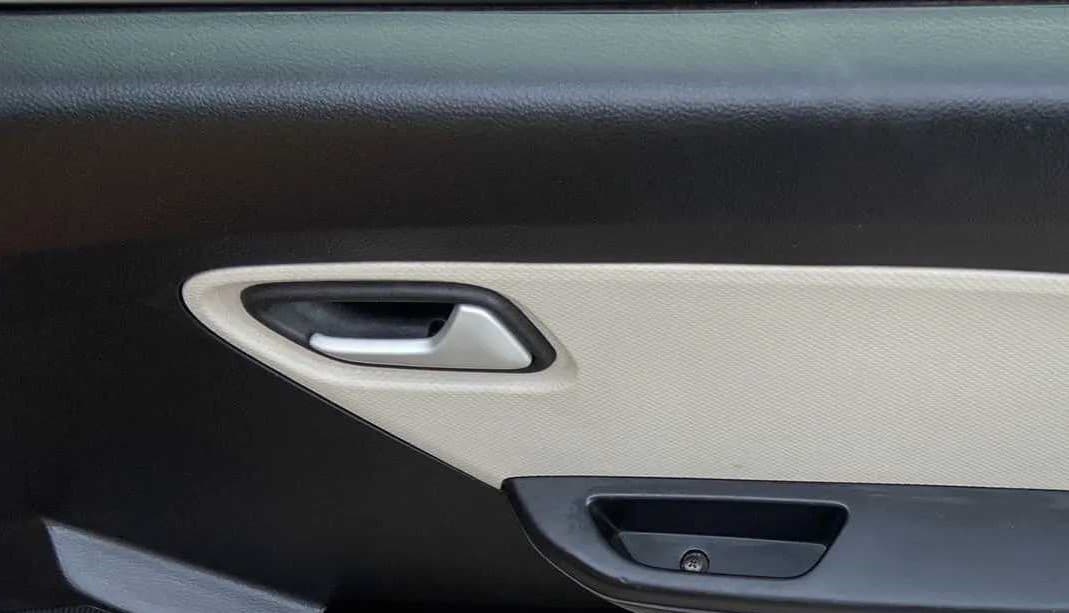 2022 Maruti Alto LXI O, Petrol, Manual, 22,221 km, Driver Side Door Panels Control