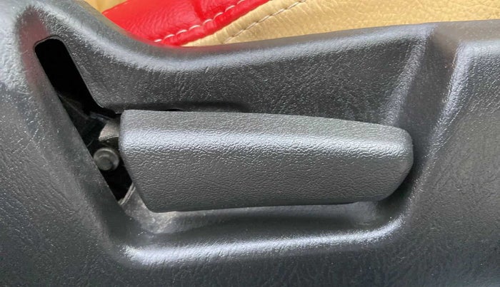 2022 Maruti Alto LXI O, Petrol, Manual, 22,221 km, Driver Side Adjustment Panel