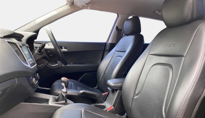 2018 Hyundai Creta SX PLUS 1.6 PETROL DUAL TONE, Petrol, Manual, 43,751 km, Right Side Front Door Cabin