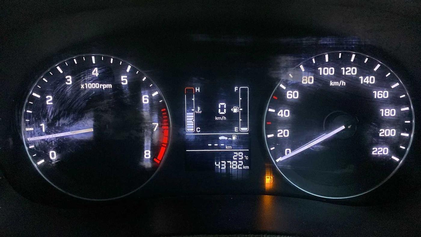 2018 Hyundai Creta SX PLUS 1.6 PETROL DUAL TONE, Petrol, Manual, 43,751 km, Odometer Image