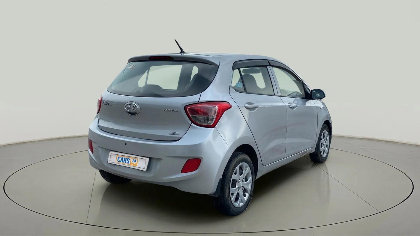 2016 Hyundai Grand i10 MAGNA 1.2 KAPPA VTVT, Petrol, Manual, 87,922 km, Right Back Diagonal