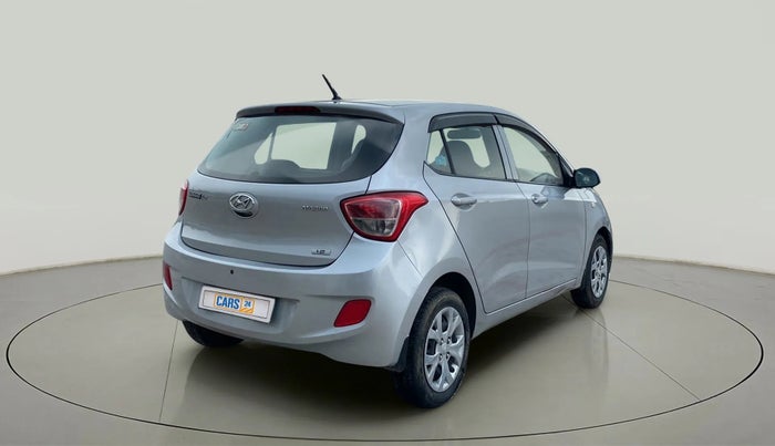 2016 Hyundai Grand i10 MAGNA 1.2 KAPPA VTVT, Petrol, Manual, 87,922 km, Right Back Diagonal