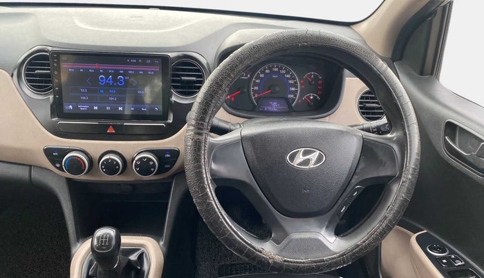 2016 Hyundai Grand i10 MAGNA 1.2 KAPPA VTVT, Petrol, Manual, 87,922 km, Steering Wheel Close Up