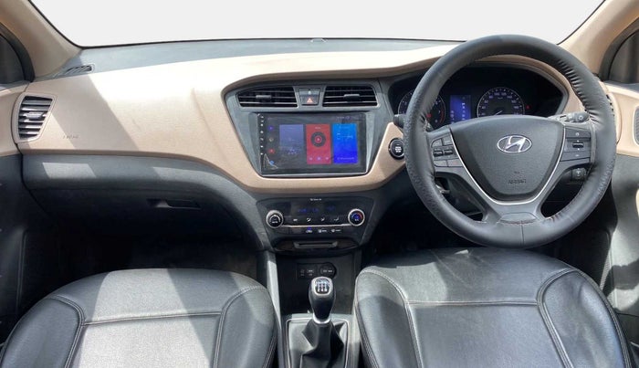 2017 Hyundai Elite i20 ASTA 1.2 (O), Petrol, Manual, 38,512 km, Dashboard