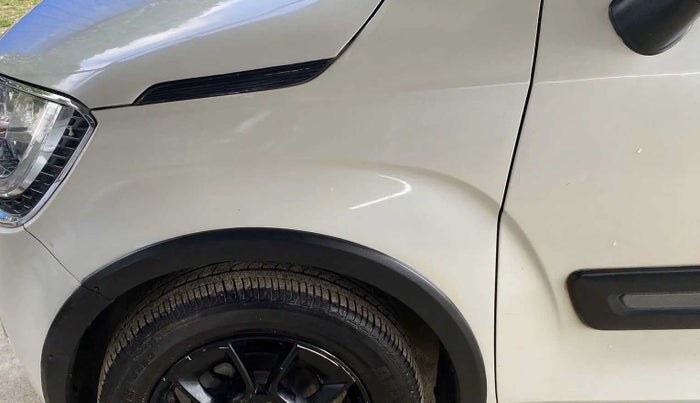 2018 Maruti IGNIS ALPHA 1.2 AMT, Petrol, Automatic, 1,23,560 km, Left fender - Cladding has minor damage