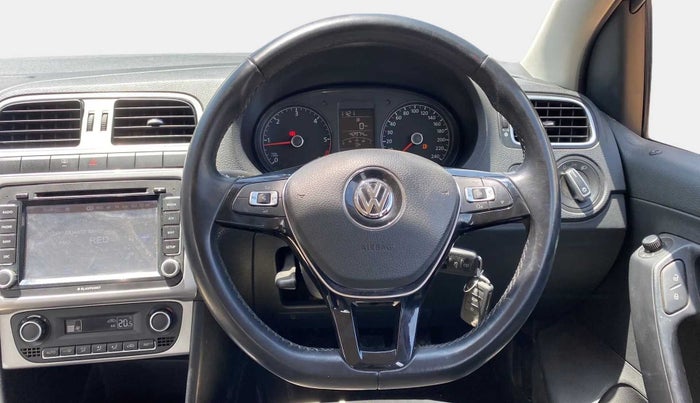 2014 Volkswagen Polo HIGHLINE1.5L, Diesel, Manual, 43,680 km, Steering Wheel Close Up