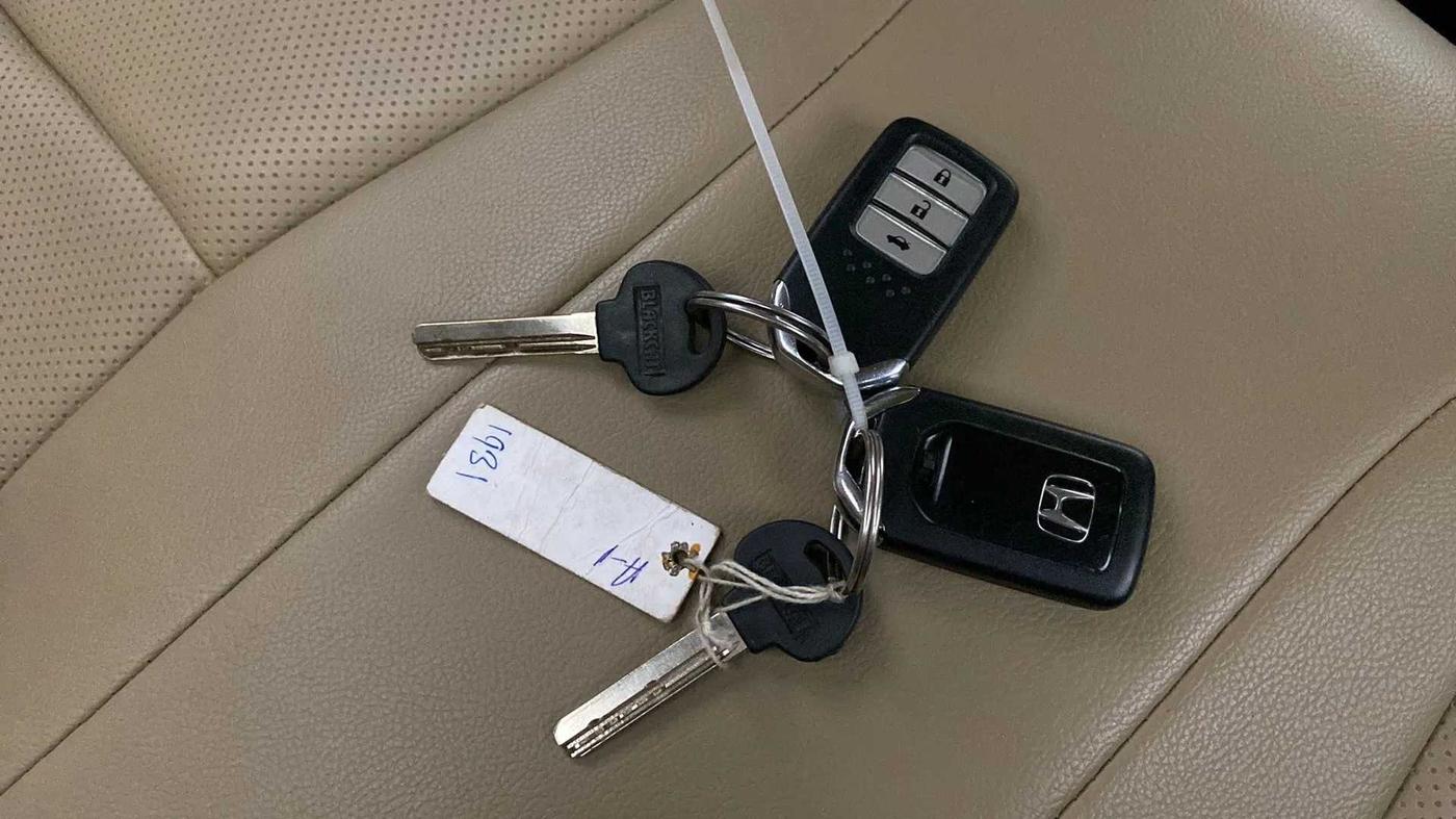 2018 Honda City 1.5L I-VTEC V MT, Petrol, Manual, 42,699 km, Key Close Up