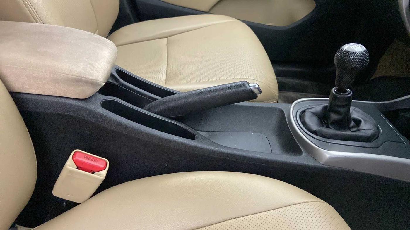 2018 Honda City 1.5L I-VTEC V MT, Petrol, Manual, 42,699 km, Gear Lever