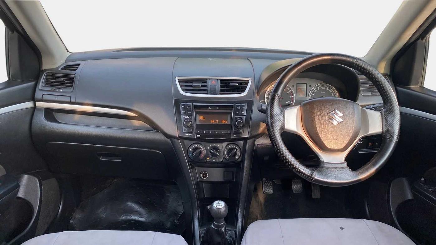 2016 Maruti Swift VXI, Petrol, Manual, 46,564 km, Dashboard