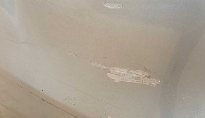 2013 Maruti Ertiga VXI, Petrol, Manual, 83,166 km, Rear bumper - Minor scratches
