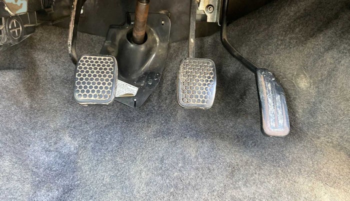 2014 Maruti Alto K10 VXI, Petrol, Manual, 82,508 km, Pedals