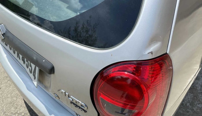 2014 Maruti Alto K10 VXI, Petrol, Manual, 82,508 km, Dicky (Boot door) - Slightly dented