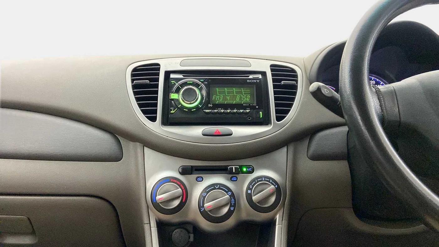 2012 Hyundai i10 MAGNA 1.2, Petrol, Manual, 77,837 km, Air Conditioner
