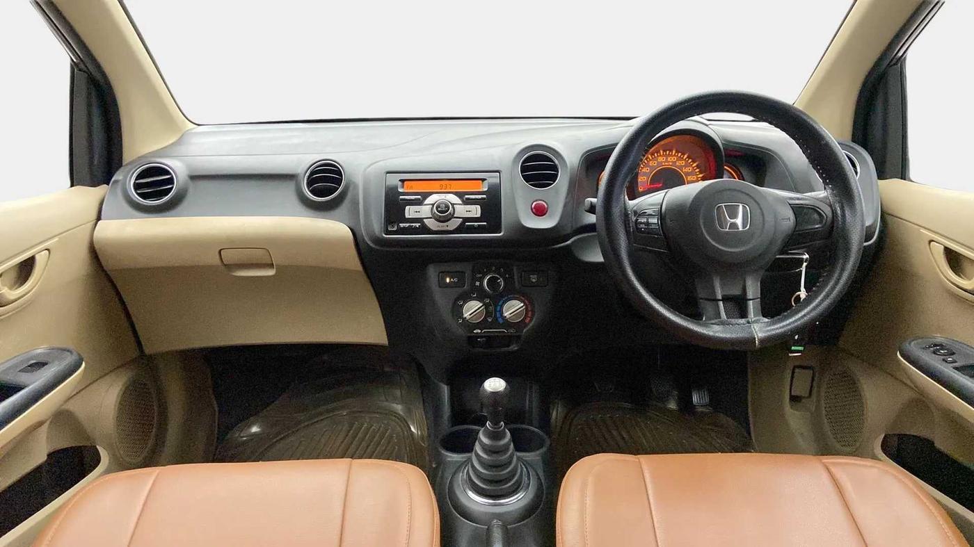 2014 Honda Brio S MT, Petrol, Manual, 69,598 km, Dashboard