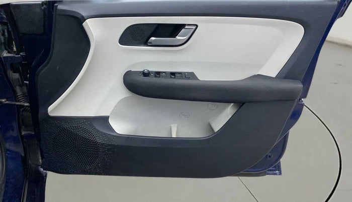 2022 Tata ALTROZ XZA PLUS, Petrol, Automatic, 15,833 km, Driver Side Door Panels Control