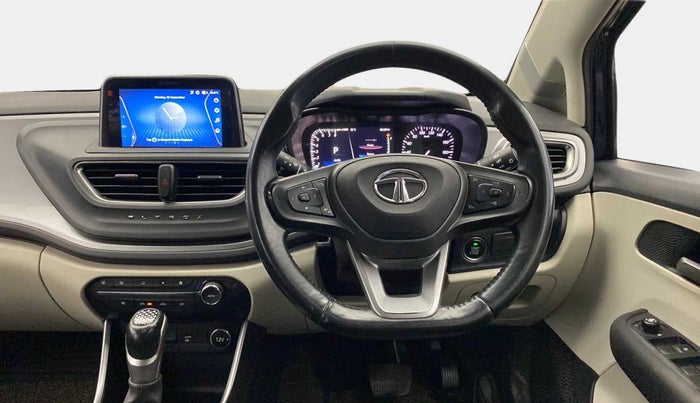 2022 Tata ALTROZ XZA PLUS, Petrol, Automatic, 15,833 km, Steering Wheel Close Up