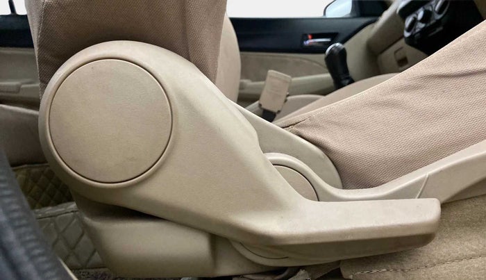 2017 Maruti Dzire VXI, Petrol, Manual, 81,715 km, Driver Side Adjustment Panel