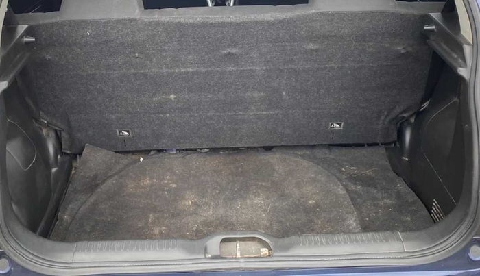 2018 Maruti Swift LXI, Petrol, Manual, 78,397 km, Boot Inside