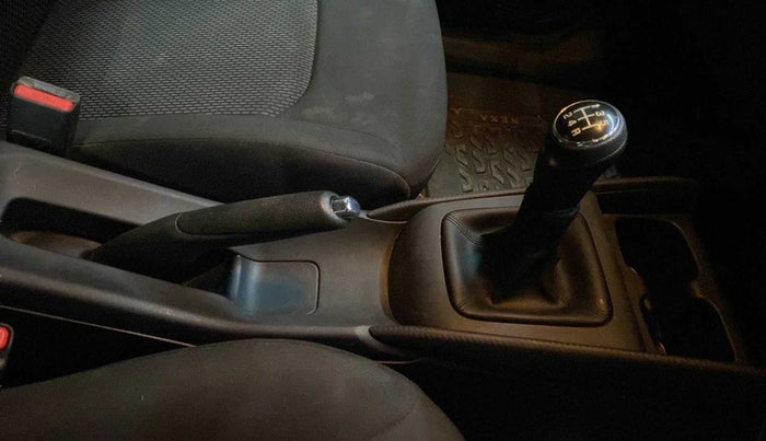 2022 Maruti Baleno DELTA PETROL 1.2, Petrol, Manual, 21,228 km, Gear Lever