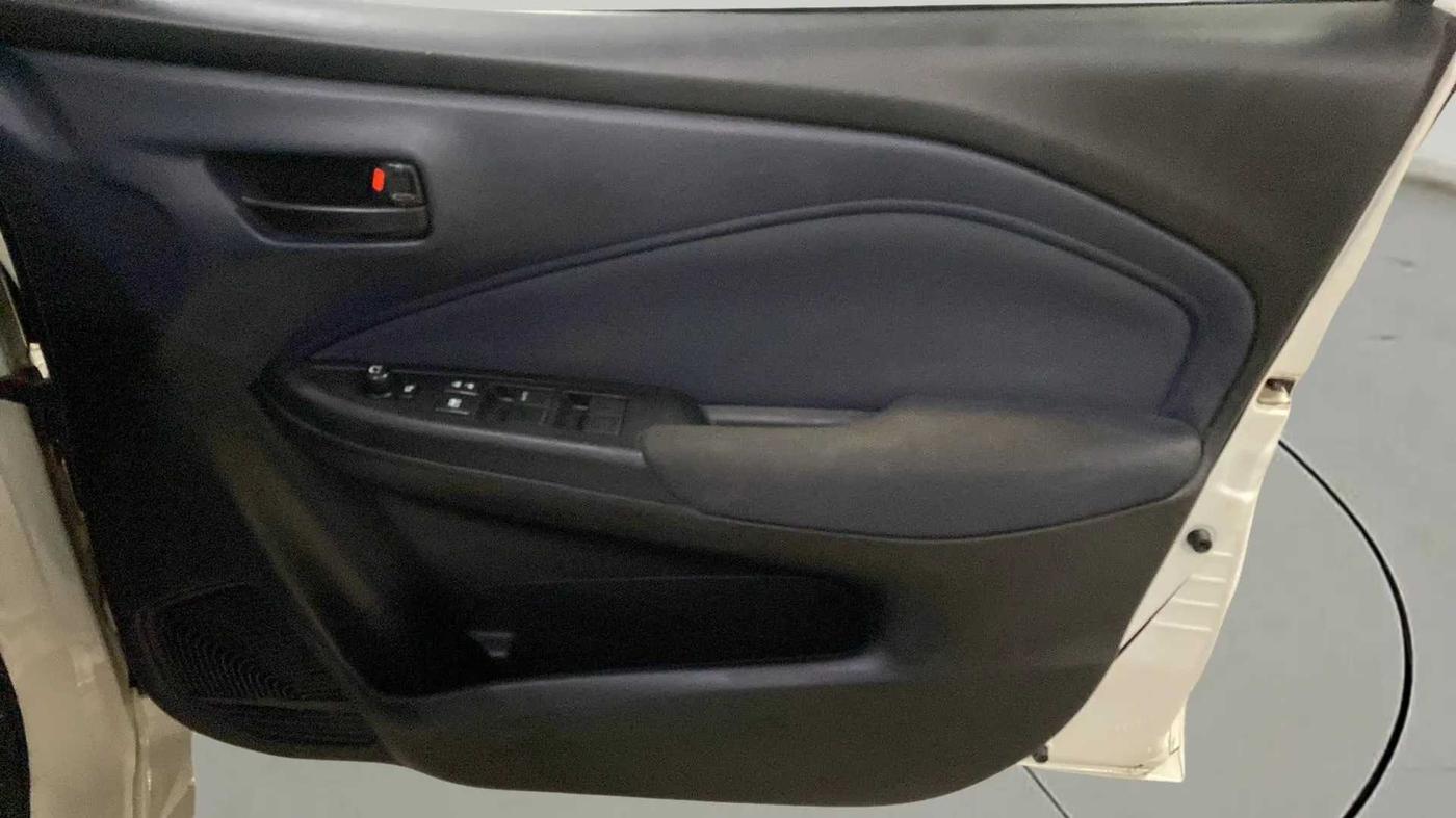 2022 Maruti Baleno DELTA PETROL 1.2, Petrol, Manual, 21,228 km, Driver Side Door Panels Control