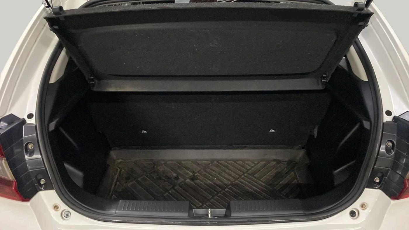 2022 Maruti Baleno DELTA PETROL 1.2, Petrol, Manual, 21,228 km, Boot Inside