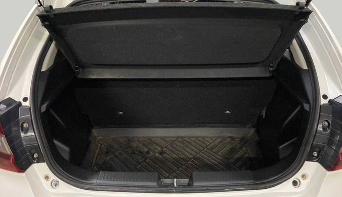 2022 Maruti Baleno DELTA PETROL 1.2, Petrol, Manual, 21,228 km, Boot Inside
