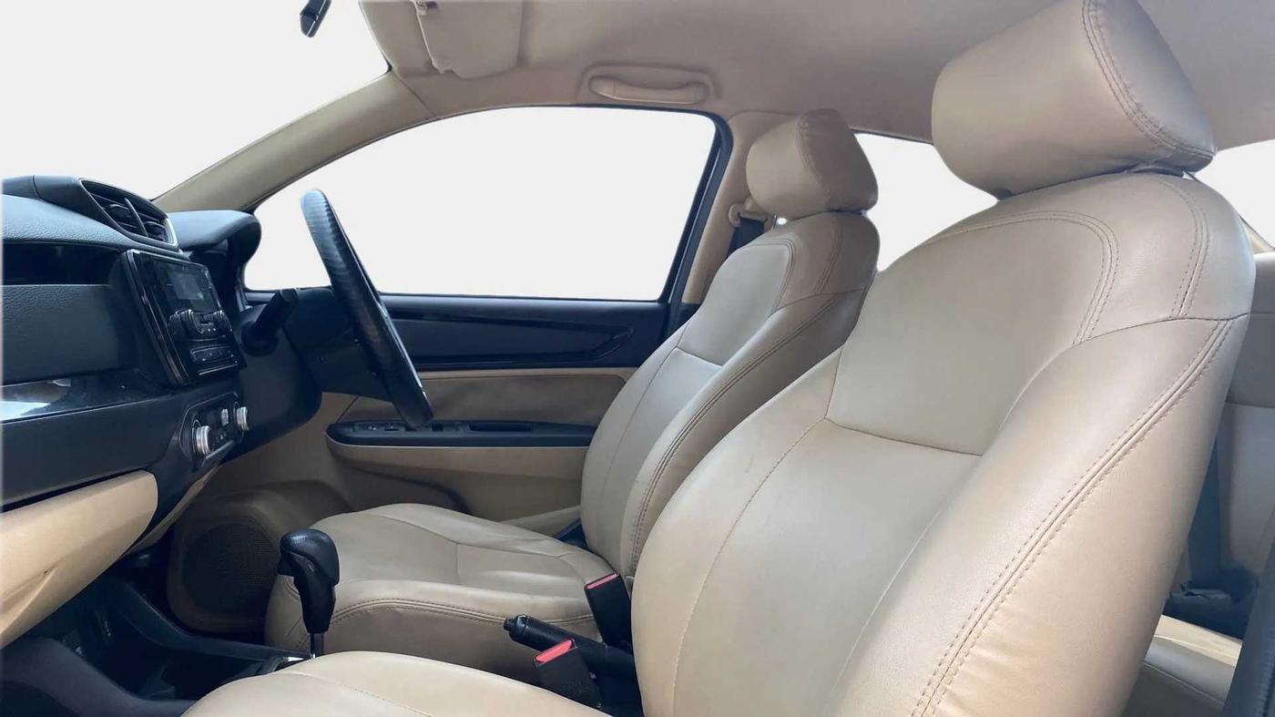 2018 Honda Amaze 1.5L I-DTEC V CVT, Diesel, Automatic, 97,932 km, Right Side Front Door Cabin