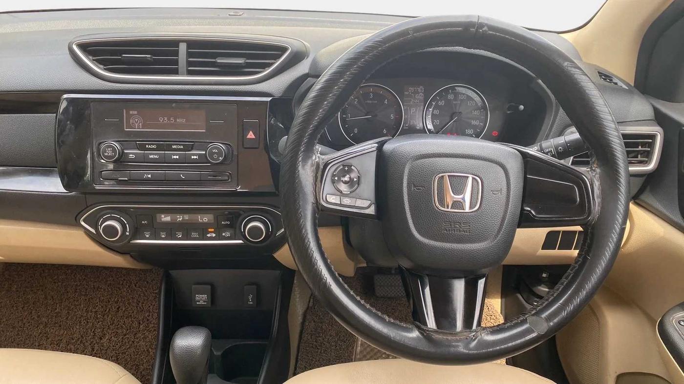 2018 Honda Amaze 1.5L I-DTEC V CVT, Diesel, Automatic, 97,932 km, Steering Wheel Close Up