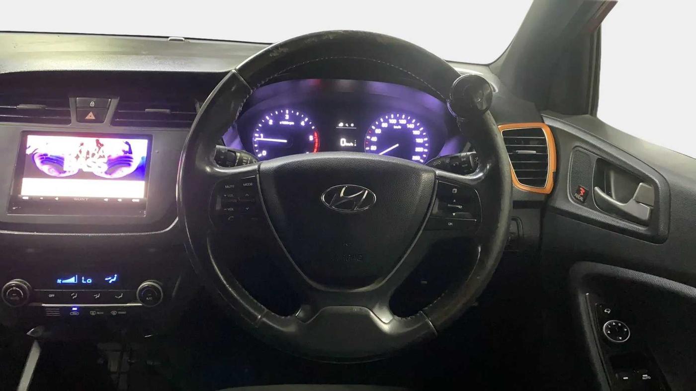 2015 Hyundai i20 Active 1.4 SX, Diesel, Manual, 73,755 km, Steering Wheel Close Up