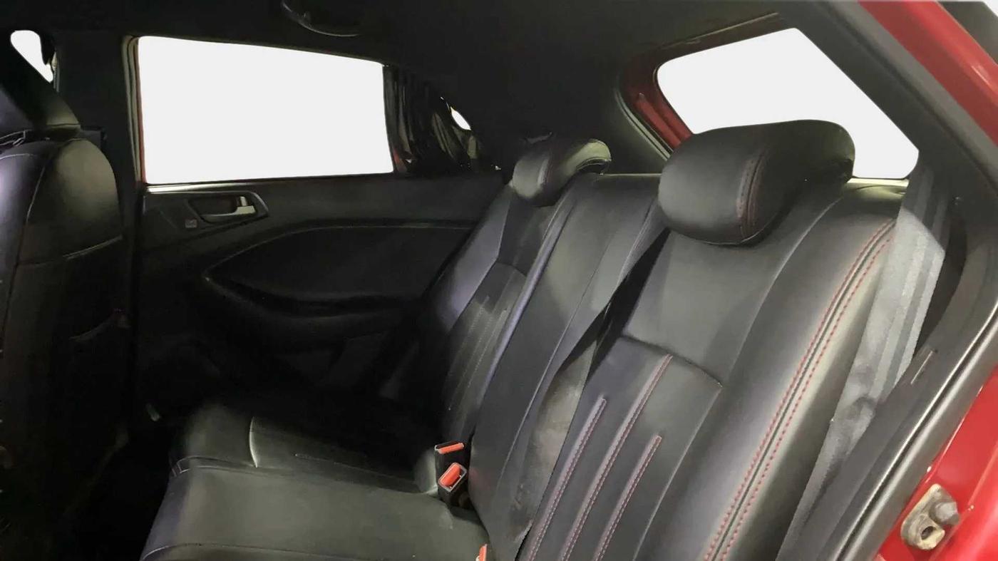 2015 Hyundai i20 Active 1.4 SX, Diesel, Manual, 73,755 km, Right Side Rear Door Cabin