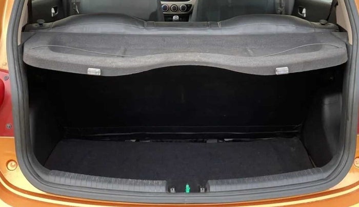 2015 Hyundai Grand i10 SPORTZ 1.2 KAPPA VTVT, Petrol, Manual, 43,755 km, Boot Inside