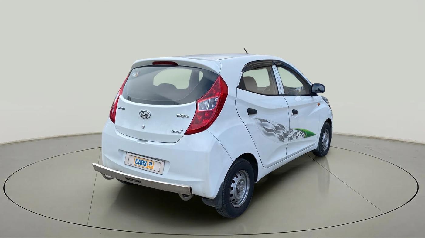 2015 Hyundai Eon D-LITE+, Petrol, Manual, 16,825 km, Right Back Diagonal