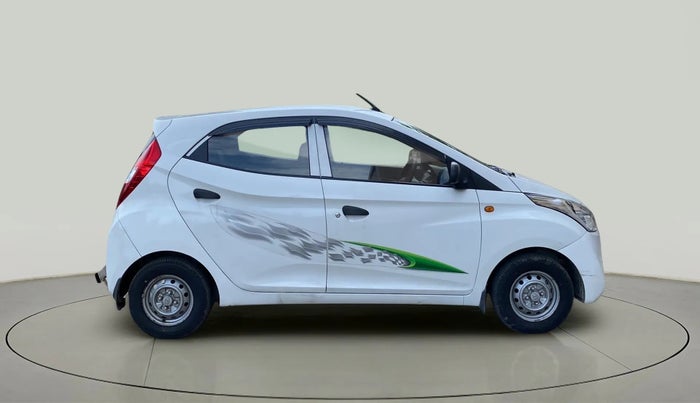 2015 Hyundai Eon D-LITE+, Petrol, Manual, 16,825 km, Right Side View