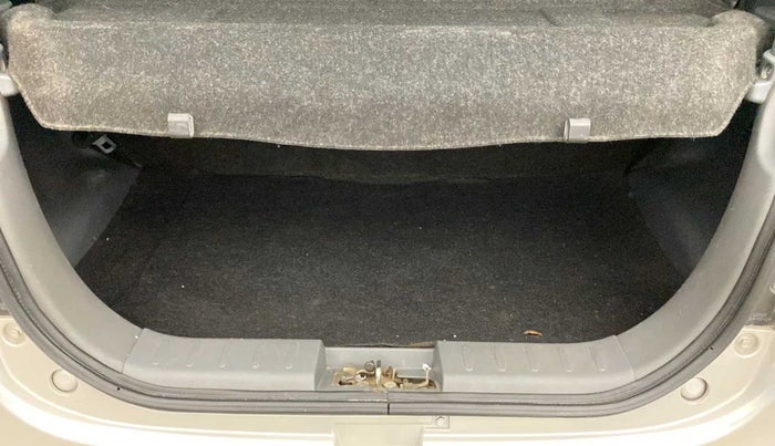 2014 Maruti Alto 800 LXI, Petrol, Manual, 60,150 km, Boot Inside